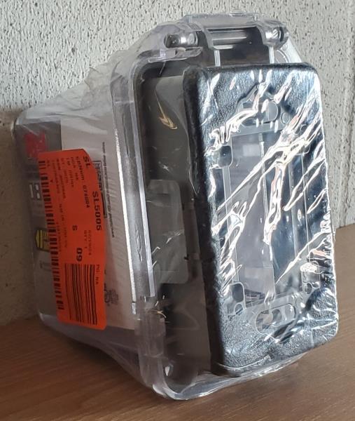 TayMac Rectangle Thermoplastic 1 Gang 5.92 in. H X 4-1/4 in. W in-Use Cover