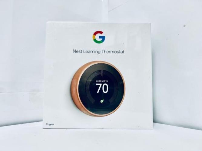 Nest Learning Thermostat, Auto-Schedule, Auto-Away, Remote Control - Energy Star-Certified, Copper