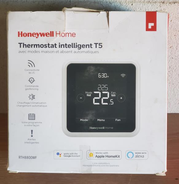 T5 7-Day Smart Wi-Fi Programmable Thermostat with Geofence Technology